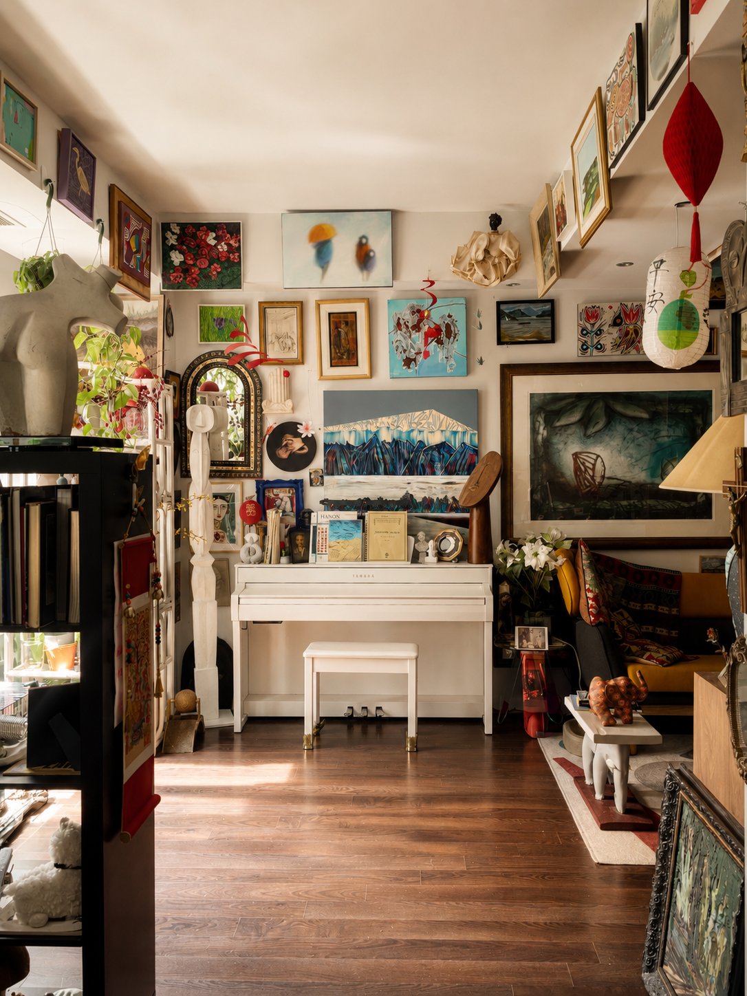 Inside the Curio Party gallery, photo 3
